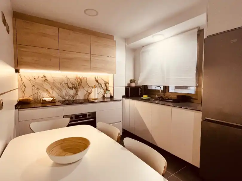 Cocina de Piso de alquiler en Viveiro con Calefacción, Parquet y Amueblado