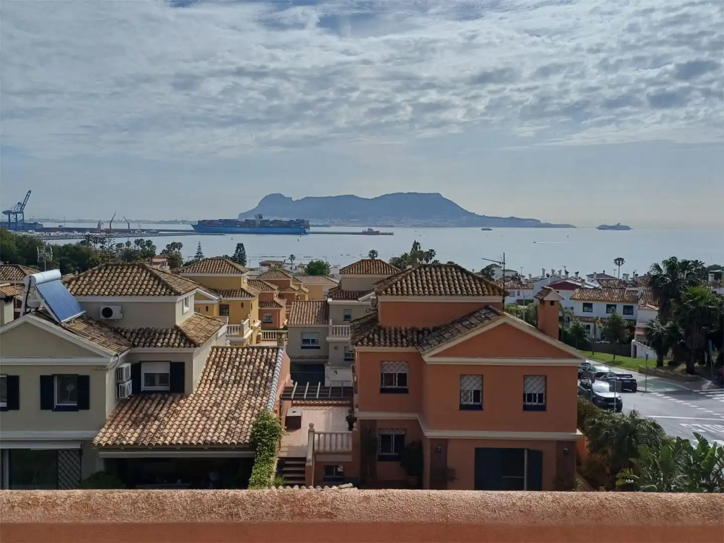 Casa adosada en venda a Calle Venus, 4, San García Vista exterior de Casa adosada en venda en Algeciras amb Aire condicionat, Calefacció i Jardí privat