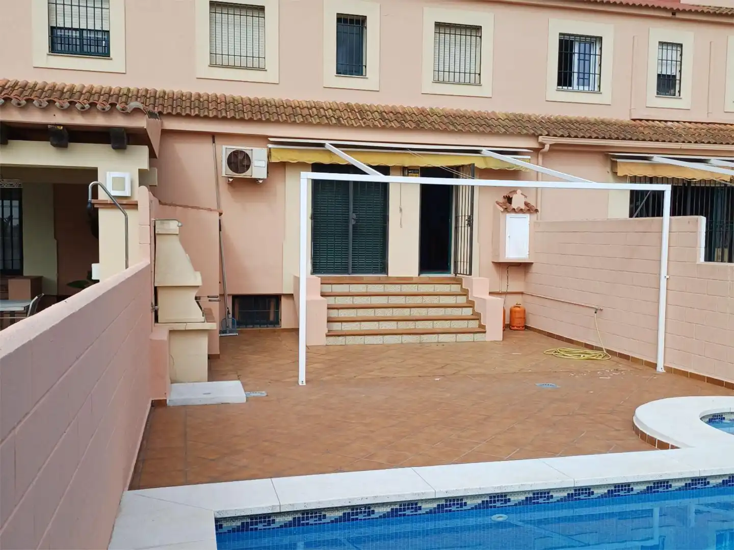 Casa adosada en venda a Calle Venus, 4, San García Terrassa de Casa adosada en venda en Algeciras amb Aire condicionat, Calefacció i Jardí privat