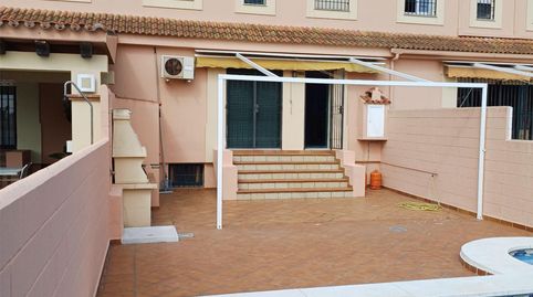 Foto 3 de Casa adosada en venda a Calle Venus, 4, San García, Algeciras