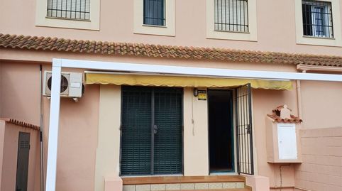 Foto 4 de Casa adosada en venda a Calle Venus, 4, San García, Algeciras