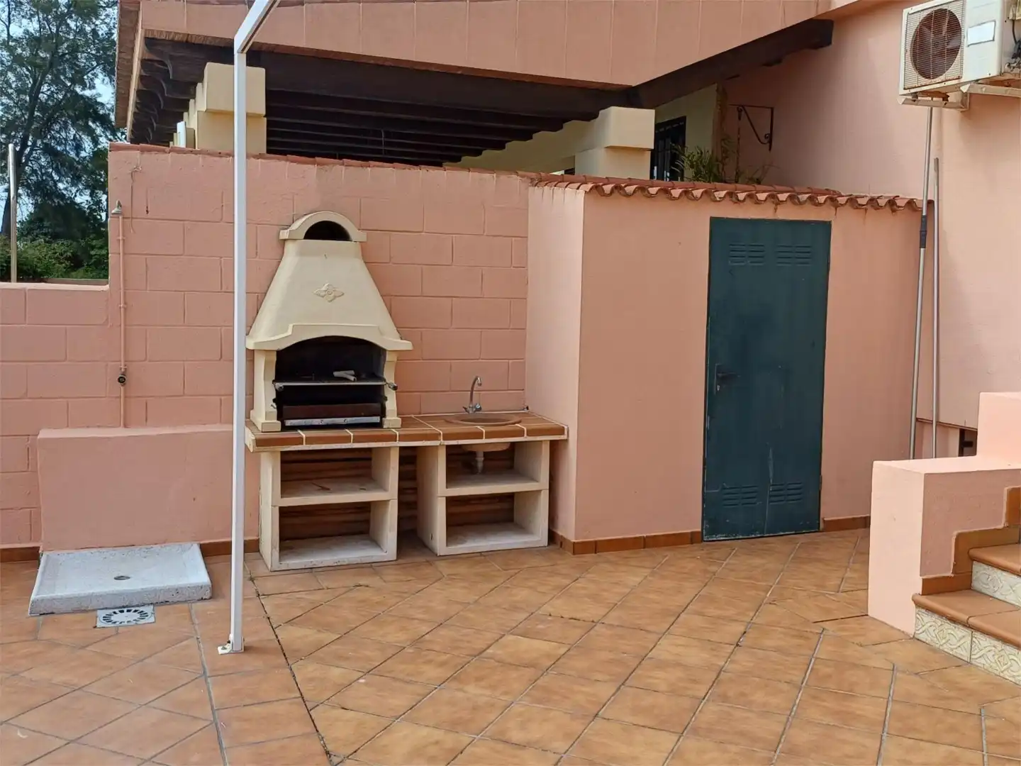 Casa adosada en venda a Calle Venus, 4, San García Terrassa de Casa adosada en venda en Algeciras amb Aire condicionat, Calefacció i Jardí privat