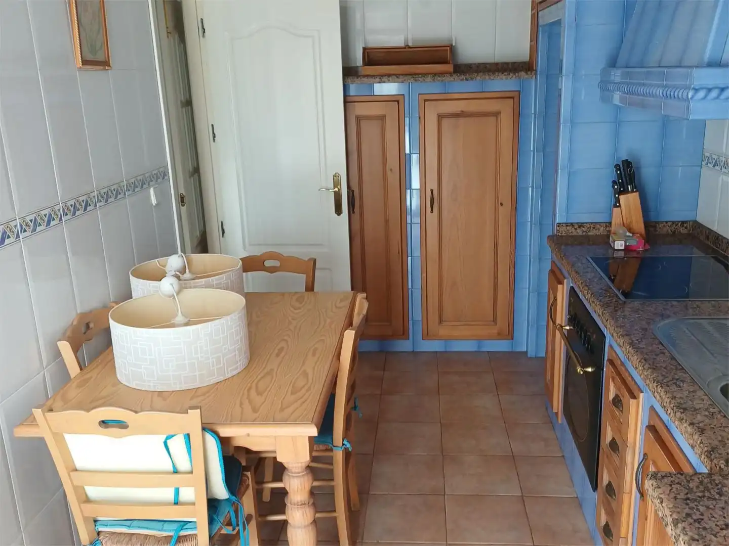 Casa adosada en venda a Calle Venus, 4, San García Cuina de Casa adosada en venda en Algeciras amb Aire condicionat, Calefacció i Jardí privat