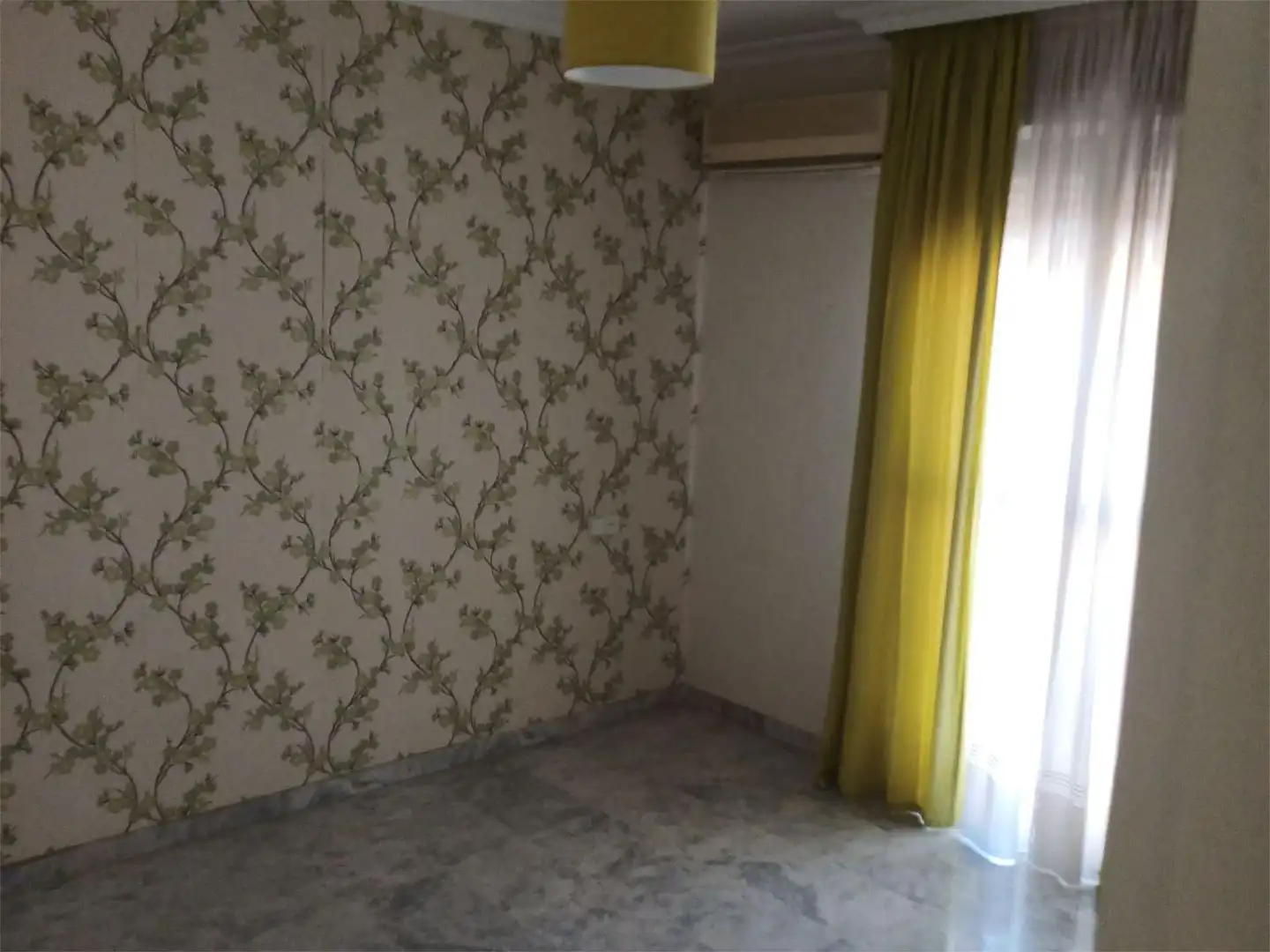 Casa adosada en venda a Calle Venus, 4, San García Dormitori de Casa adosada en venda en Algeciras amb Aire condicionat, Calefacció i Jardí privat