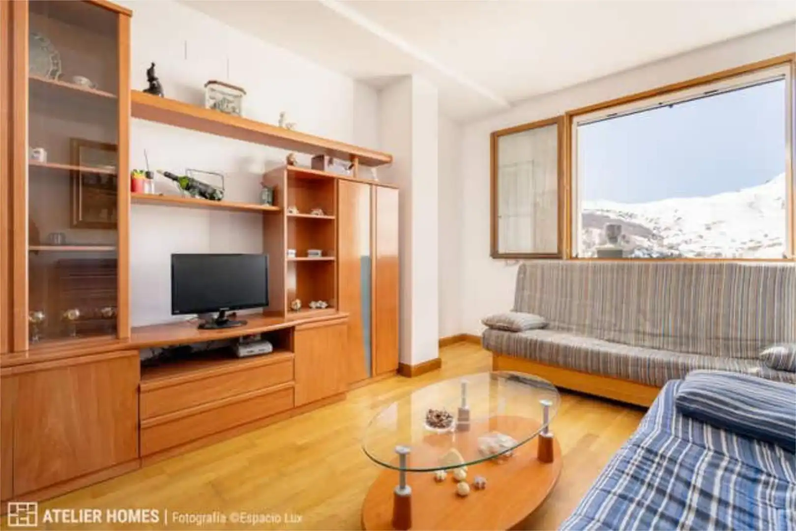 Piso en venta en Sallent de Gállego Sala de estar de Piso en venta en Sallent de Gállego con Calefacción, Jardín privado y Terraza