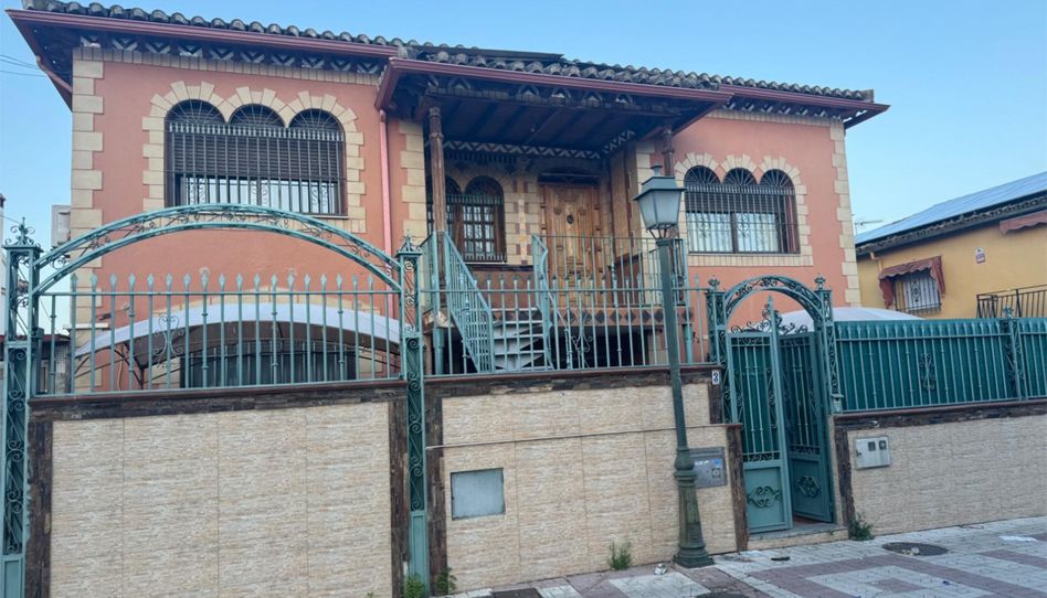 Casa o chalet de alquiler en Calle Atarfeño, 3b, La Cruz, Granada Capital - imagen 1 Foto 1 de Casa o chalet de alquiler en Calle Atarfeño, 3b, La Cruz, Granada Capital