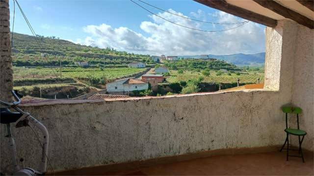 Casa-chalet en Venta en Aniñón