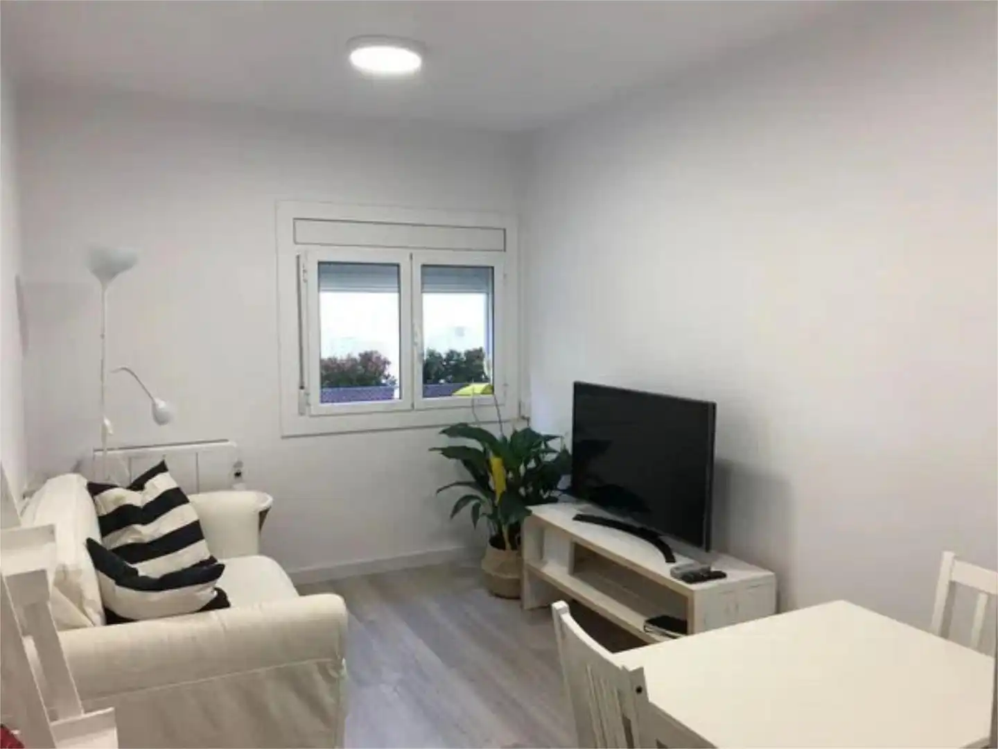 Living room of Flat for rent in  Barcelona Capital  with Furnished