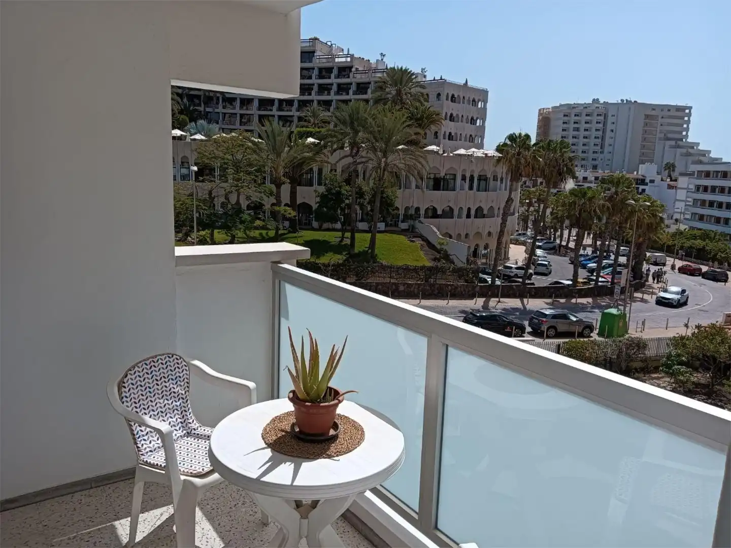 Terraza de Apartamento de alquiler en San Bartolomé de Tirajana con Terraza, Piscina y Amueblado