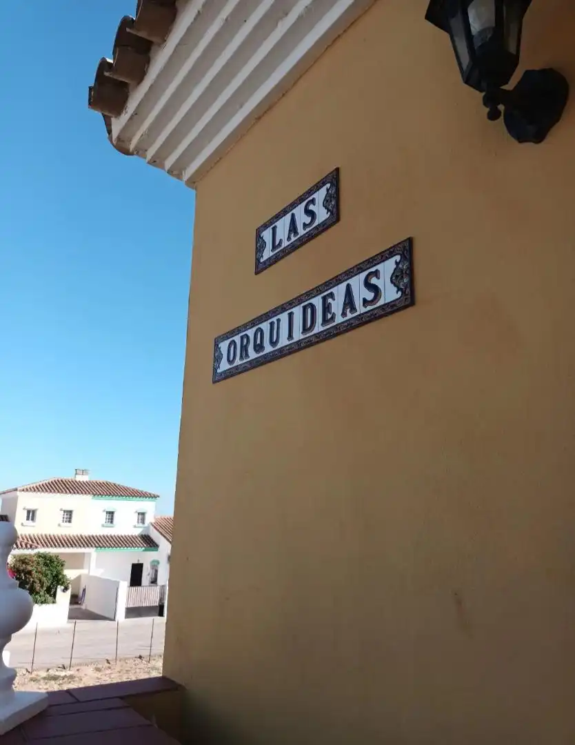 Casa adosada en venta en Calle el Montero, 1, Medina Sidonia Vista exterior de Casa adosada en venta en Medina Sidonia con Aire acondicionado y Terraza
