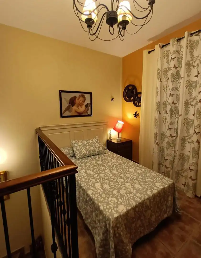 Casa adosada en venta en Calle el Montero, 1, Medina Sidonia Habitación de Casa adosada en venta en Medina Sidonia con Aire acondicionado y Terraza