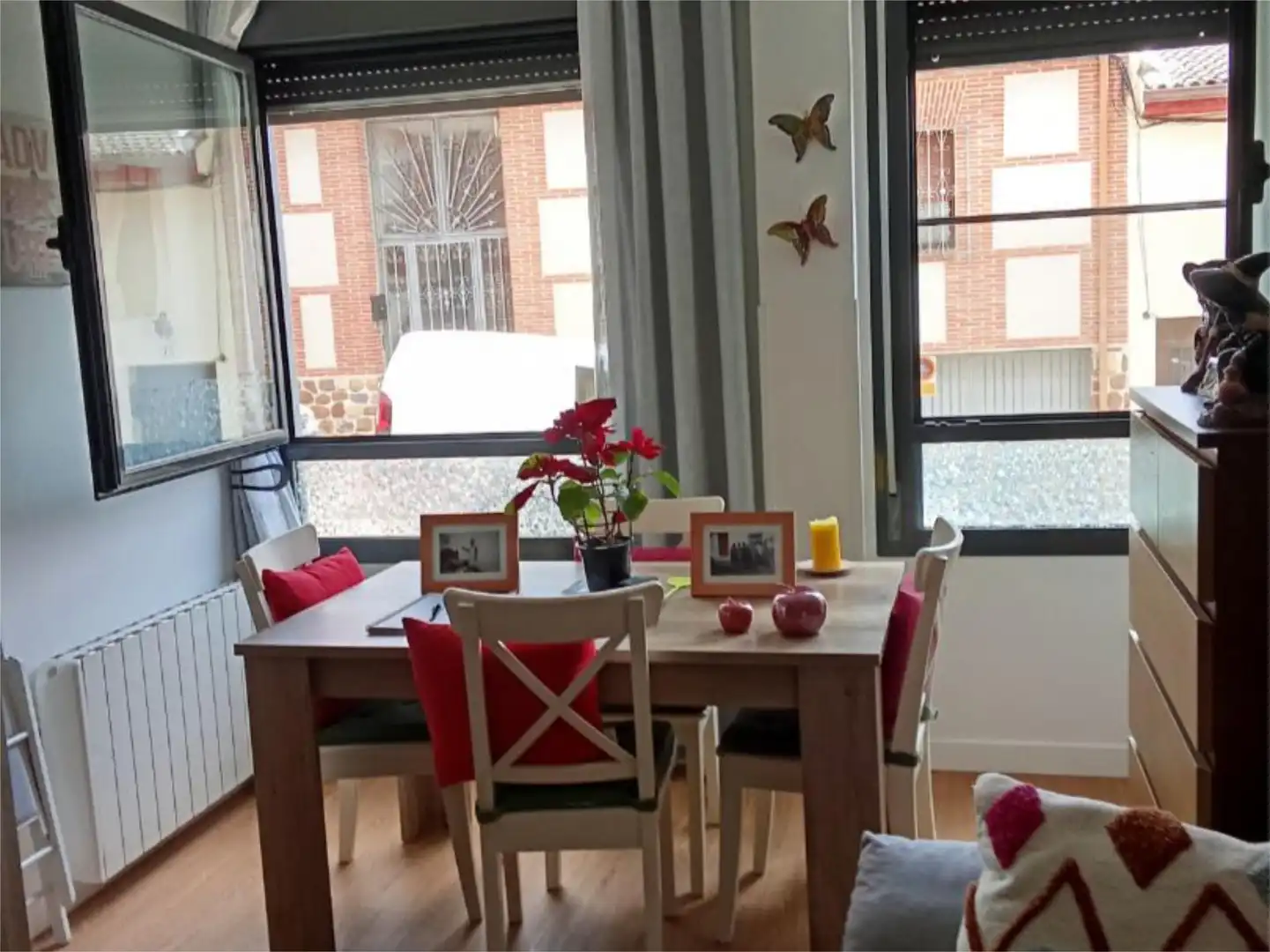 Menjador de Apartament en venda en El Casar amb Aire condicionat, Calefacció i Parquet