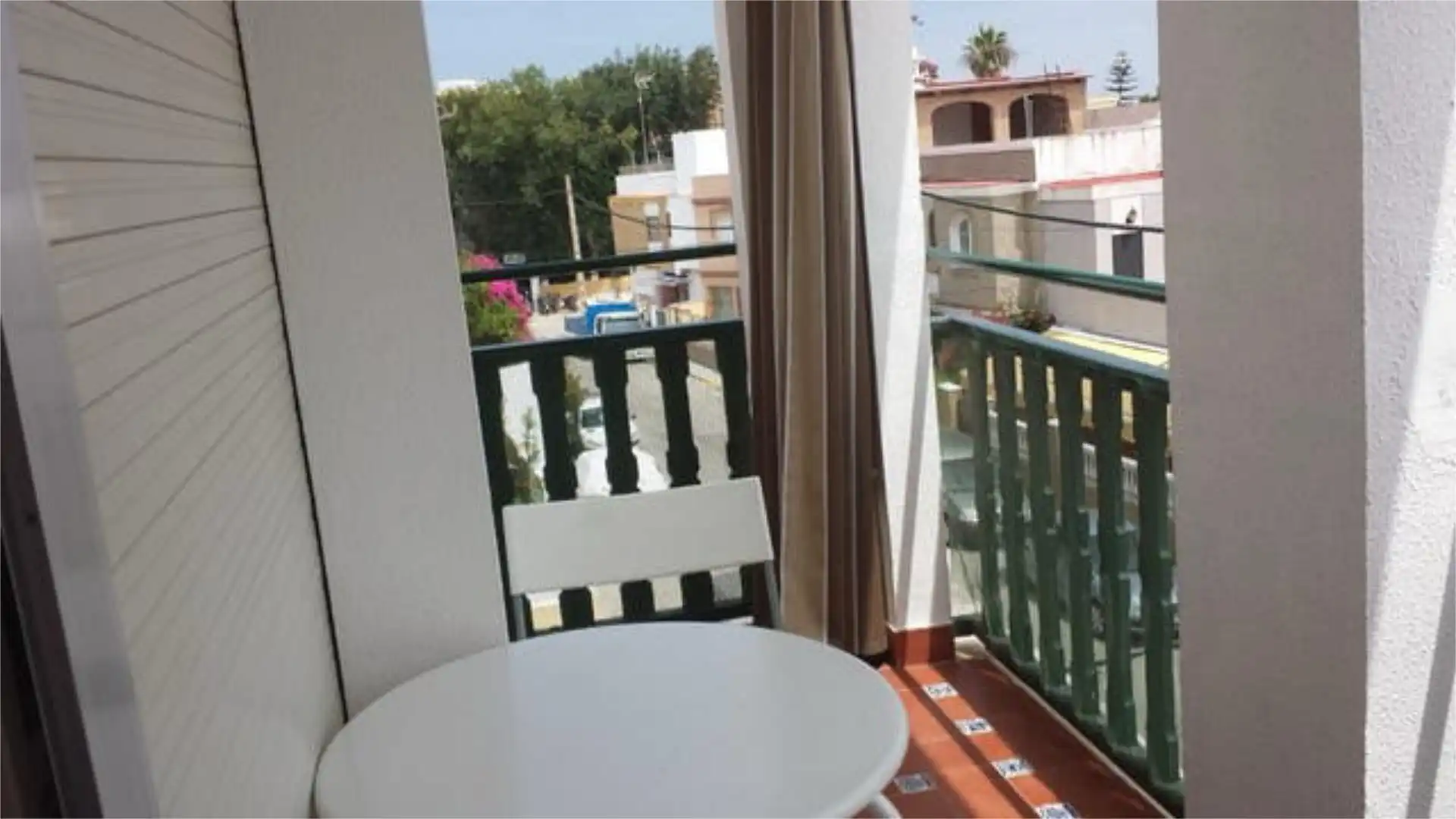 Terraza de Piso de alquiler en Chipiona con Terraza, Trastero y Amueblado