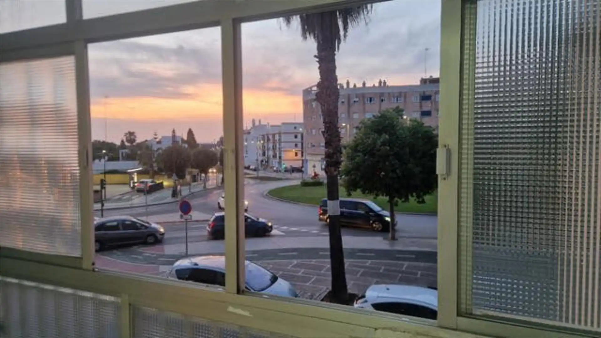 Vista exterior de Piso de alquiler en San Fernando con Terraza y Trastero