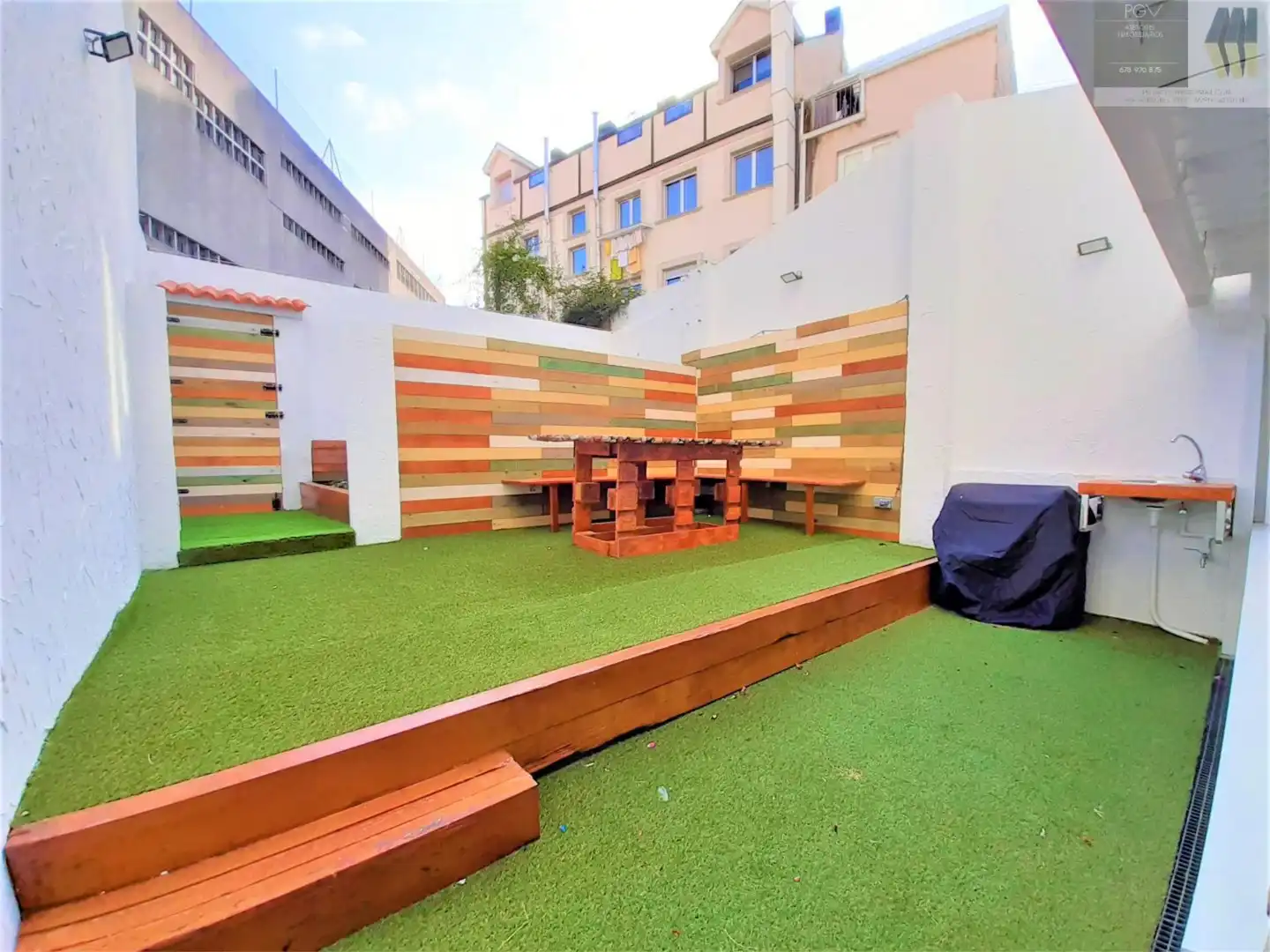 Piso en venta en Rúa Atocha Alta, 26, Monte Alto - Zalaeta - Atocha Terraza de Piso en venta en A Coruña Capital con Jardín privado, Terraza y Amueblado