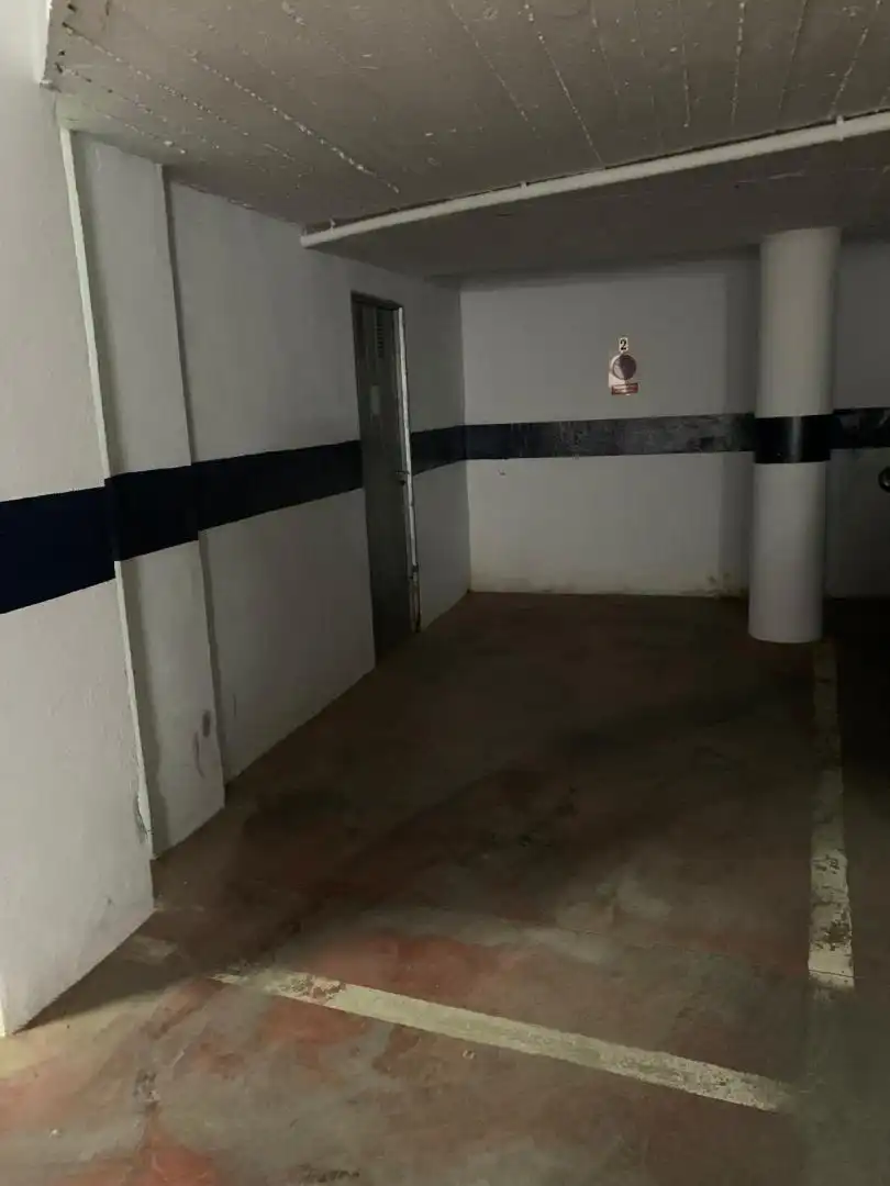 Garage zum Verkauf in Fuengirola