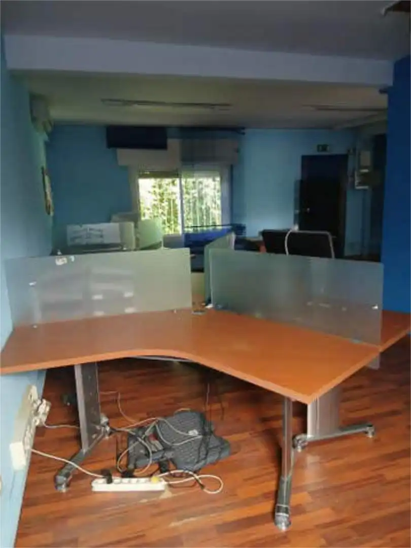 Office for rent in Costillares