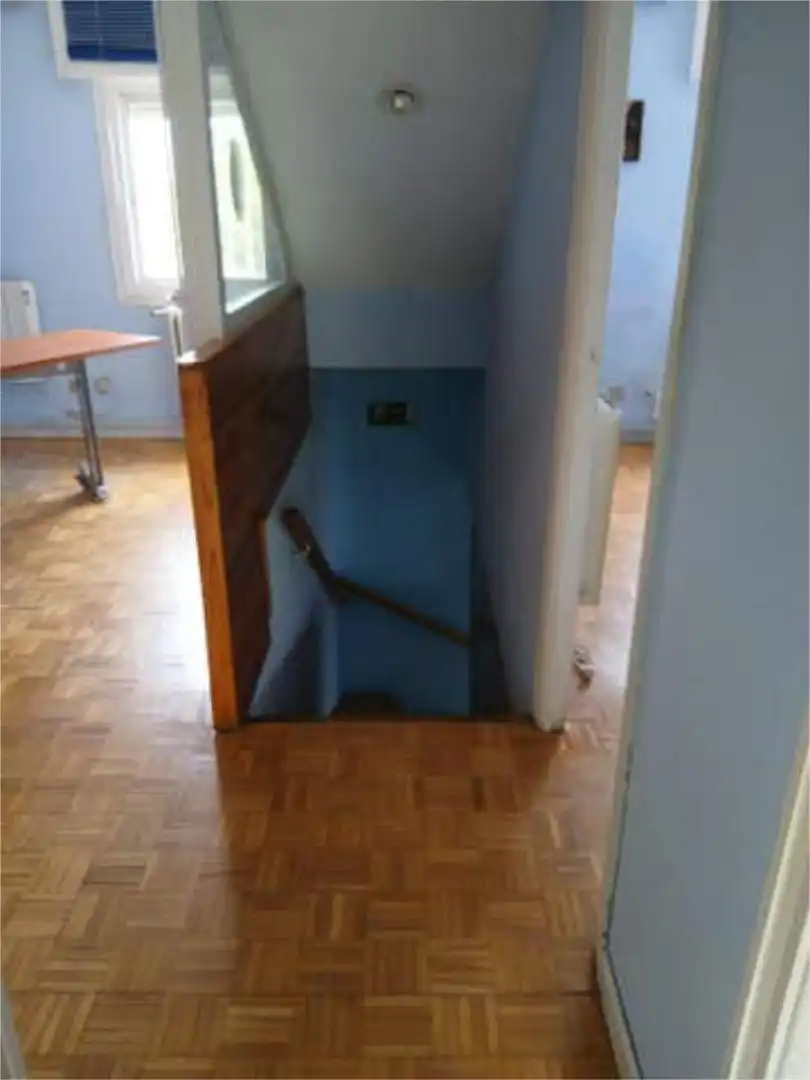Office for rent in Madrid  with Air Conditioner