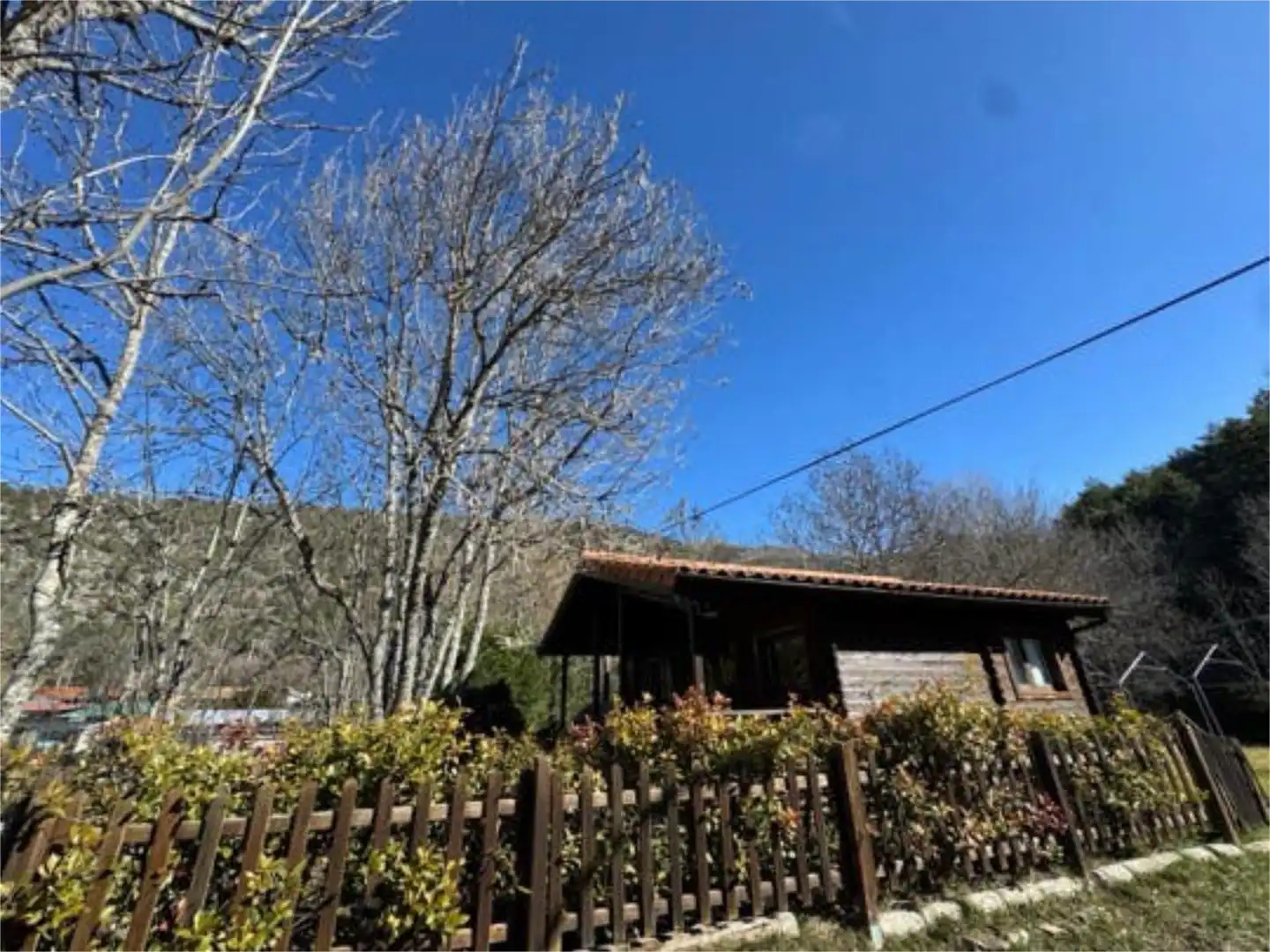Casa o xalet en venda a Los Barrios de Luna Vista exterior de Casa o xalet en venda en Los Barrios de Luna amb Jardí privat, Terrassa i Traster