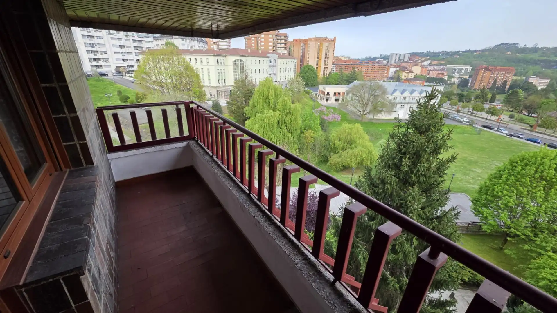 Piso en venta en Avenida de Pedro Masaveu, 29, Auditorio - Seminario - Parque de Invierno Terraza de Piso en venta en Oviedo con Terraza y Balcón