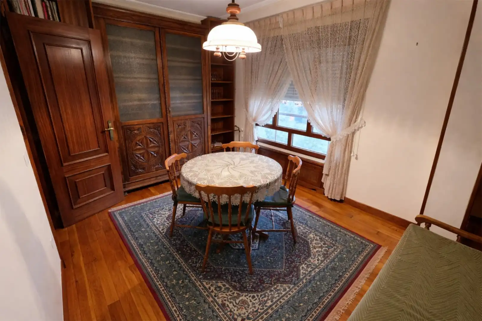 Piso en venta en Avenida de Pedro Masaveu, 29, Auditorio - Seminario - Parque de Invierno Comedor de Piso en venta en Oviedo con Terraza y Balcón
