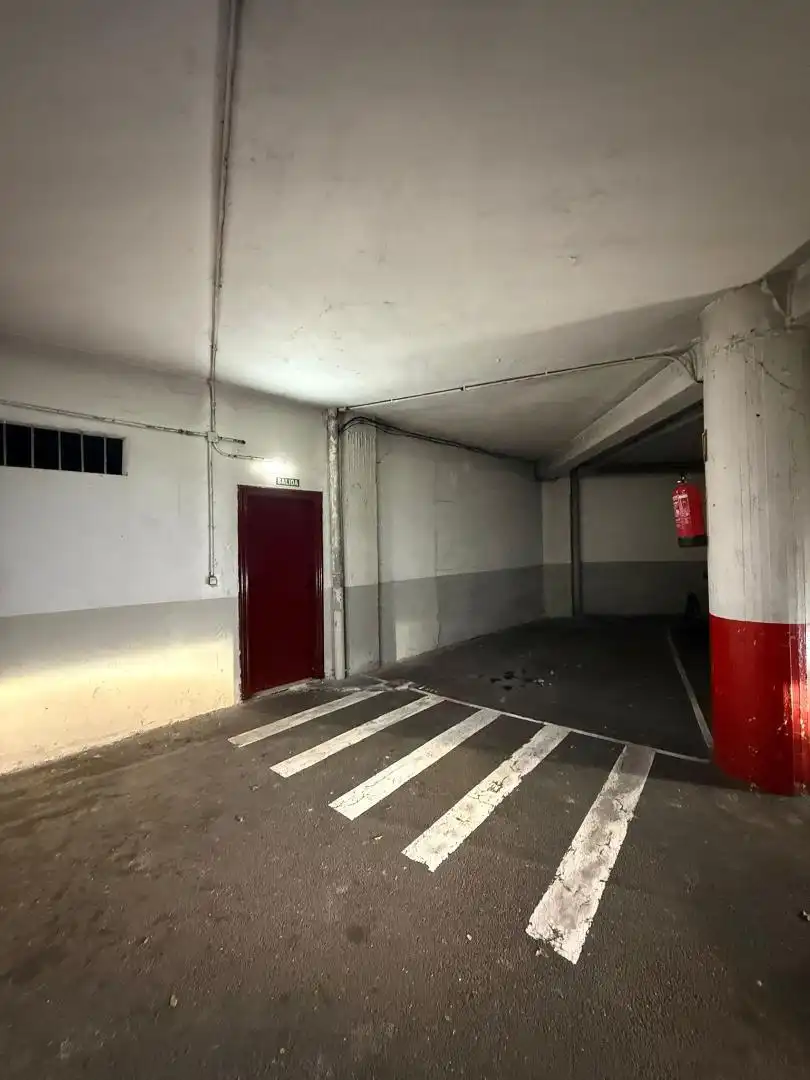 Piso en venta en Avenida de Pedro Masaveu, 29, Auditorio - Seminario - Parque de Invierno Parking de Piso en venta en Oviedo con Terraza y Balcón