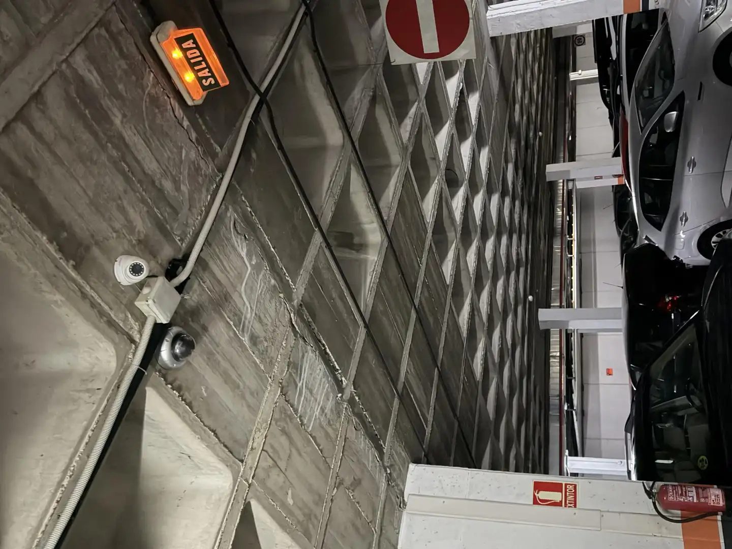Garaje en venta en Avenida de la Escuela Pública, 15, Fuentebella -San Felix - El Leguario Parking de Garaje en venta en Parla