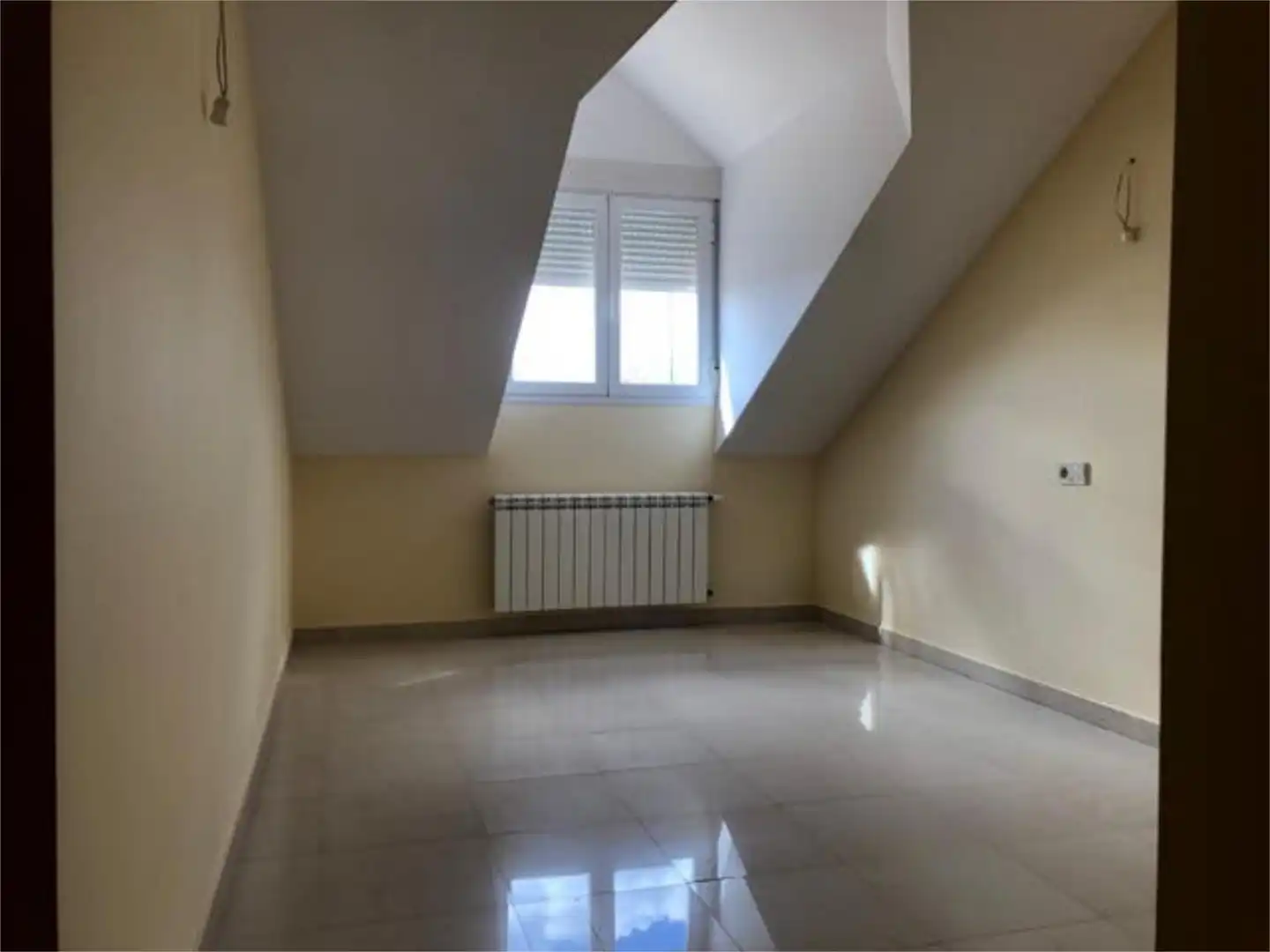 Habitación de Ático en venta en San Clemente con Terraza