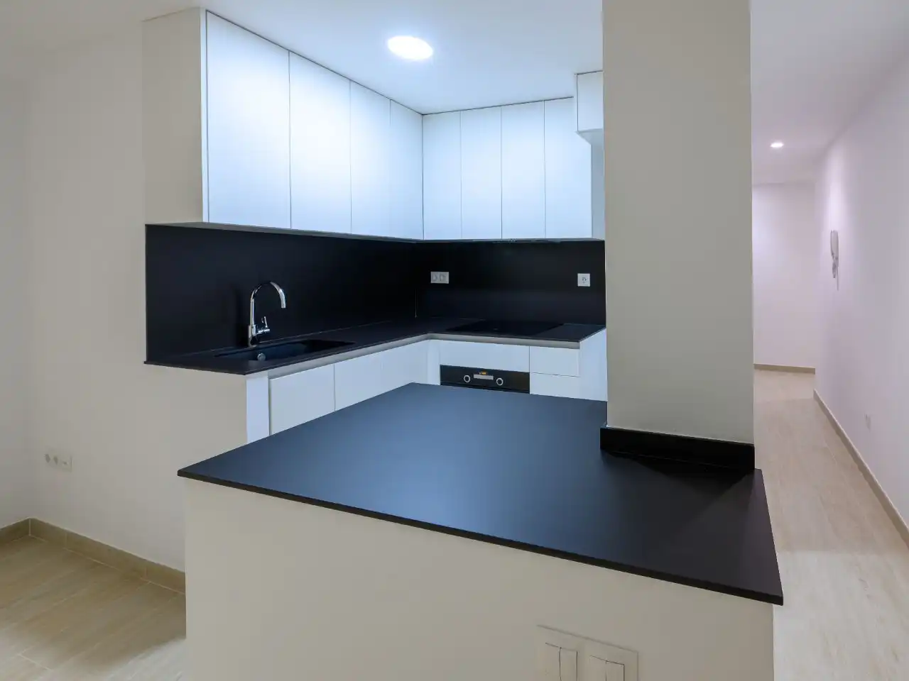 Wohnung zum Verkauf in Carrer de Sant Donís, 1, El Carme Küche von Wohnung zum Verkauf in Valencia Capital mit Klimaanlage
