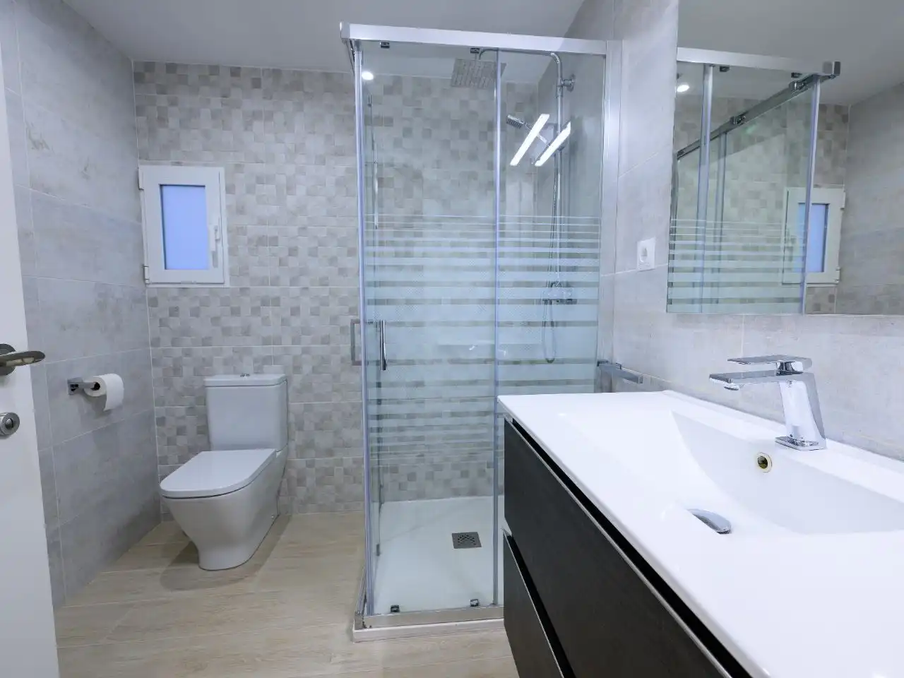 Wohnung zum Verkauf in Carrer de Sant Donís, 1, El Carme Badezimmer von Wohnung zum Verkauf in Valencia Capital mit Klimaanlage