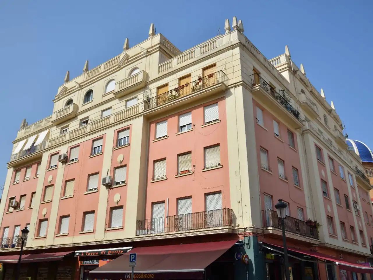 Wohnung zum Verkauf in Carrer de Sant Donís, 1, El Carme Außenansicht von Wohnung zum Verkauf in Valencia Capital mit Klimaanlage