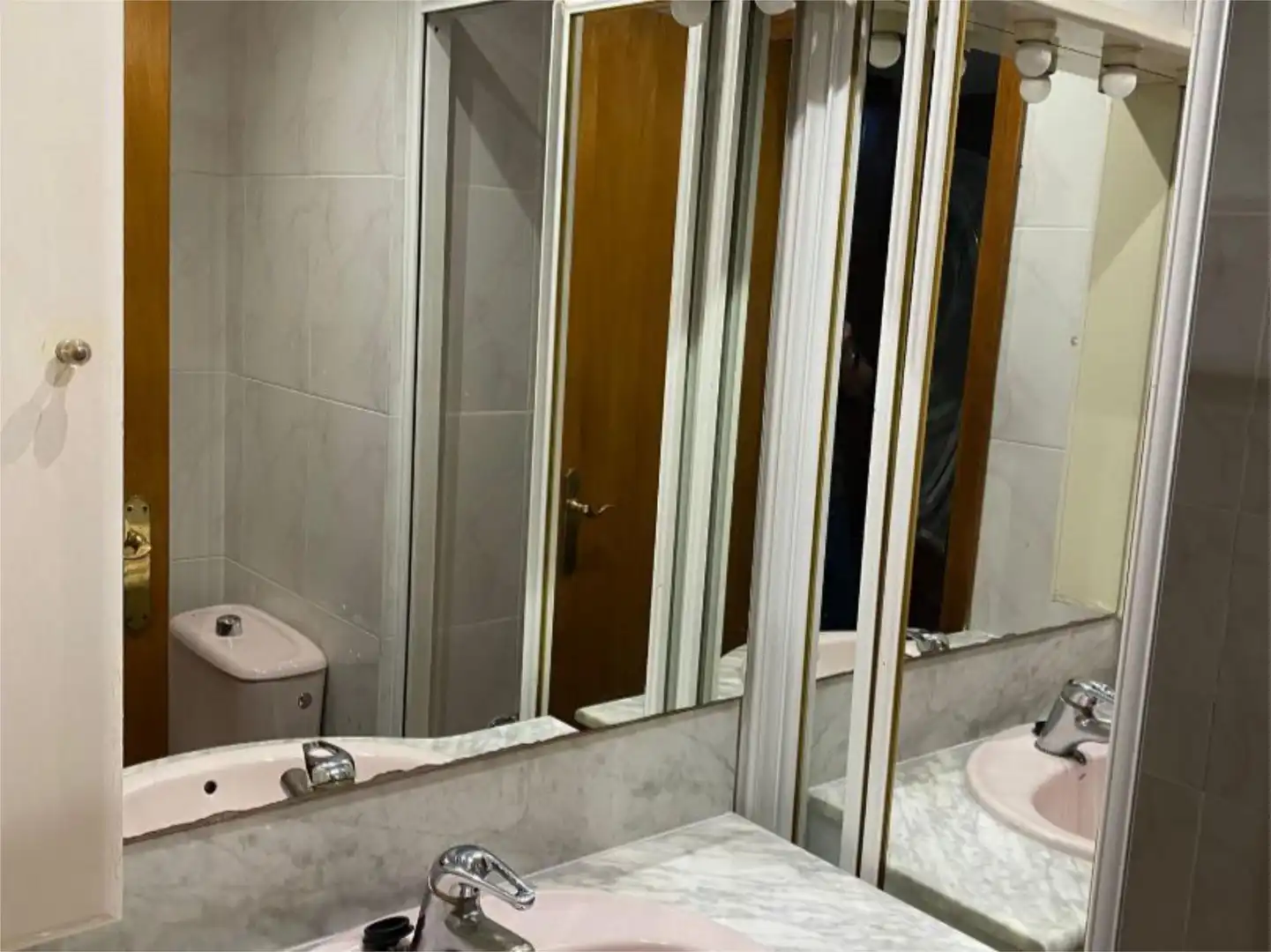 Piso en venta en Travesía de Ronda, 5, Rosas - Musas Baño de Piso en venta en Madrid Capital con Terraza