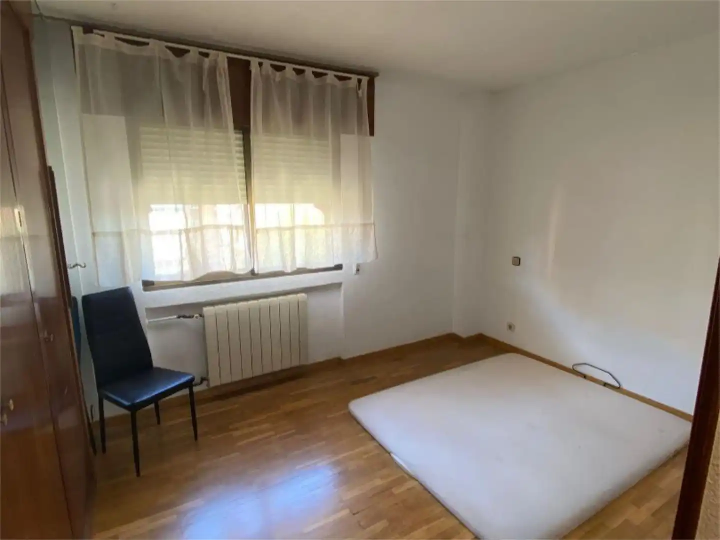 Piso en venta en Travesía de Ronda, 5, Rosas - Musas Habitación de Piso en venta en Madrid Capital con Terraza