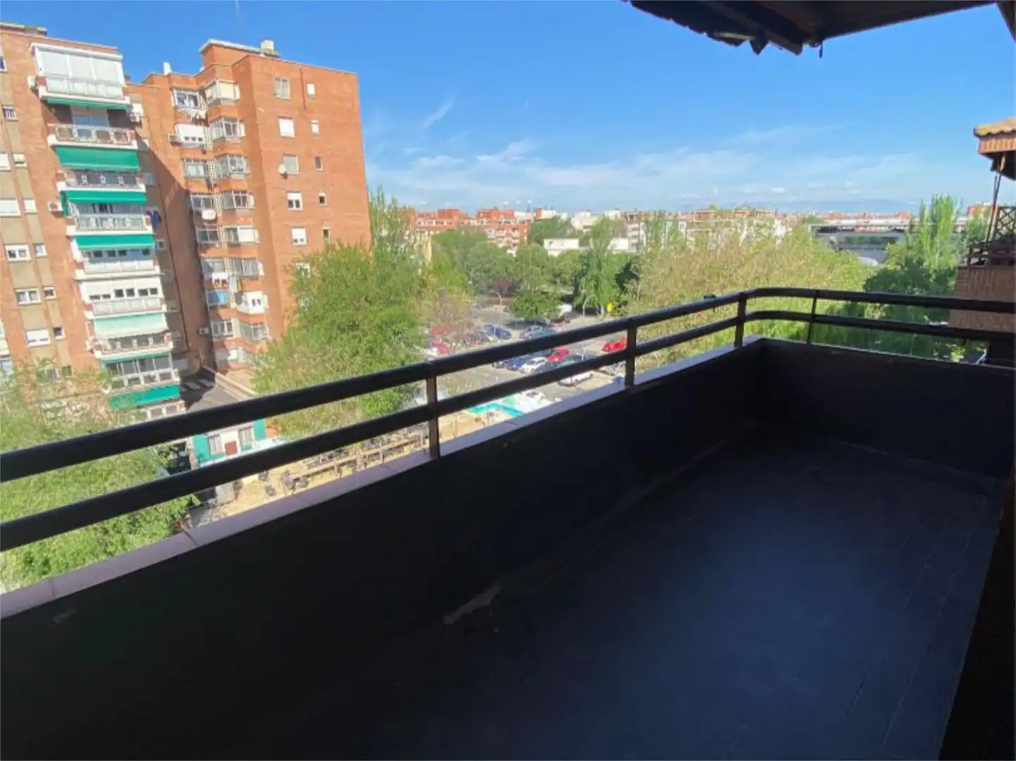 Piso en venta en Travesía de Ronda, 5, Rosas - Musas Terraza de Piso en venta en Madrid Capital con Terraza