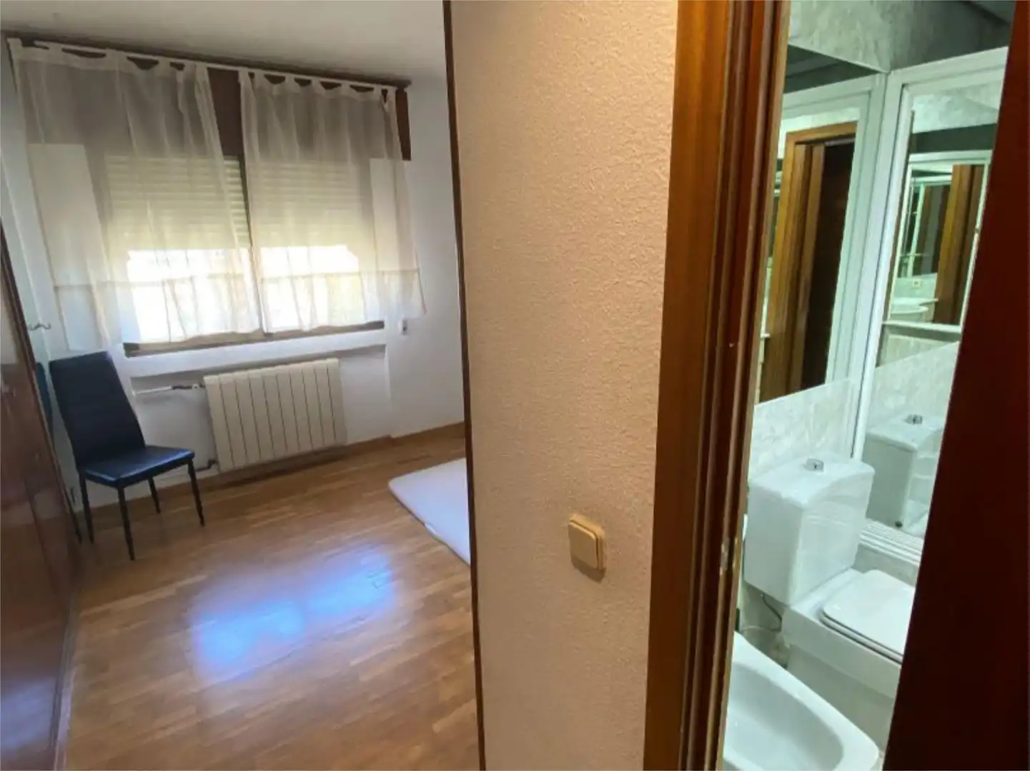 Piso en venta en Travesía de Ronda, 5, Rosas - Musas Habitación de Piso en venta en Madrid Capital con Terraza