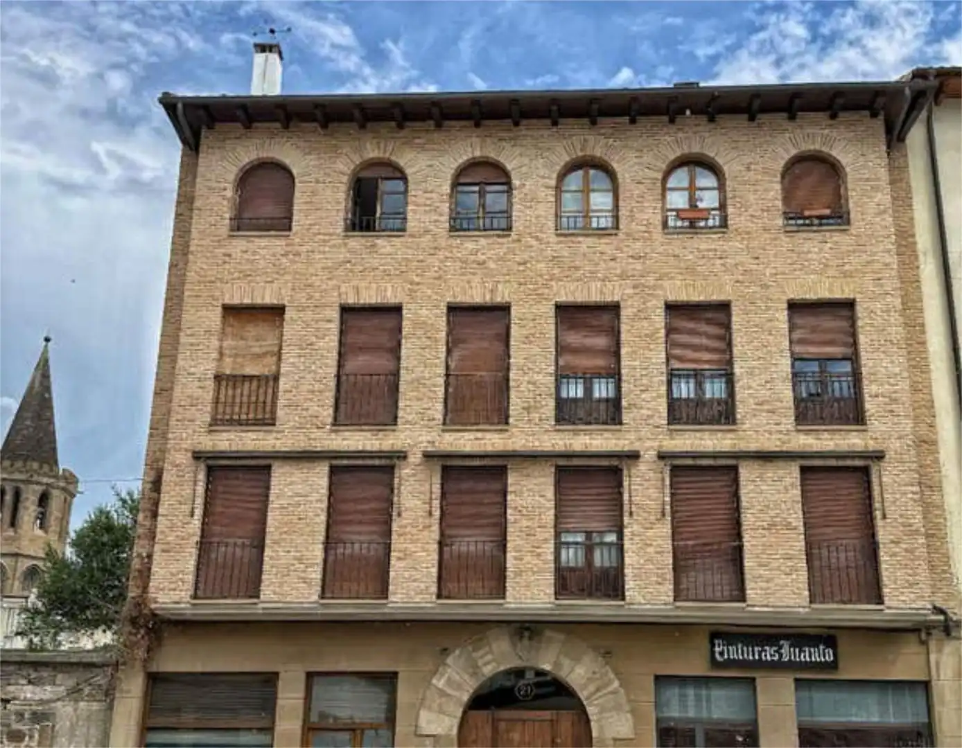 Vista exterior de Piso en venta en Sangüesa / Zangoza con Calefacción y Trastero