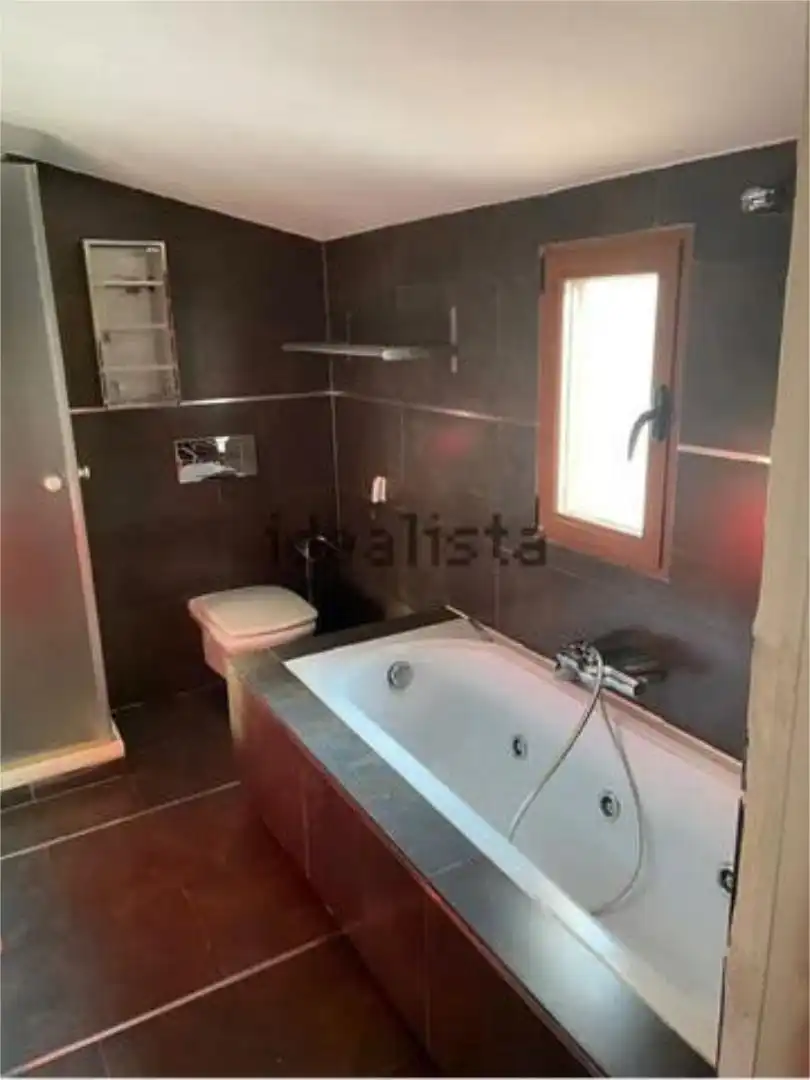 Dachboden zum Verkauf in Tarancón Badezimmer von Dachboden zum Verkauf in Tarancón mit Terrasse und Möbliert