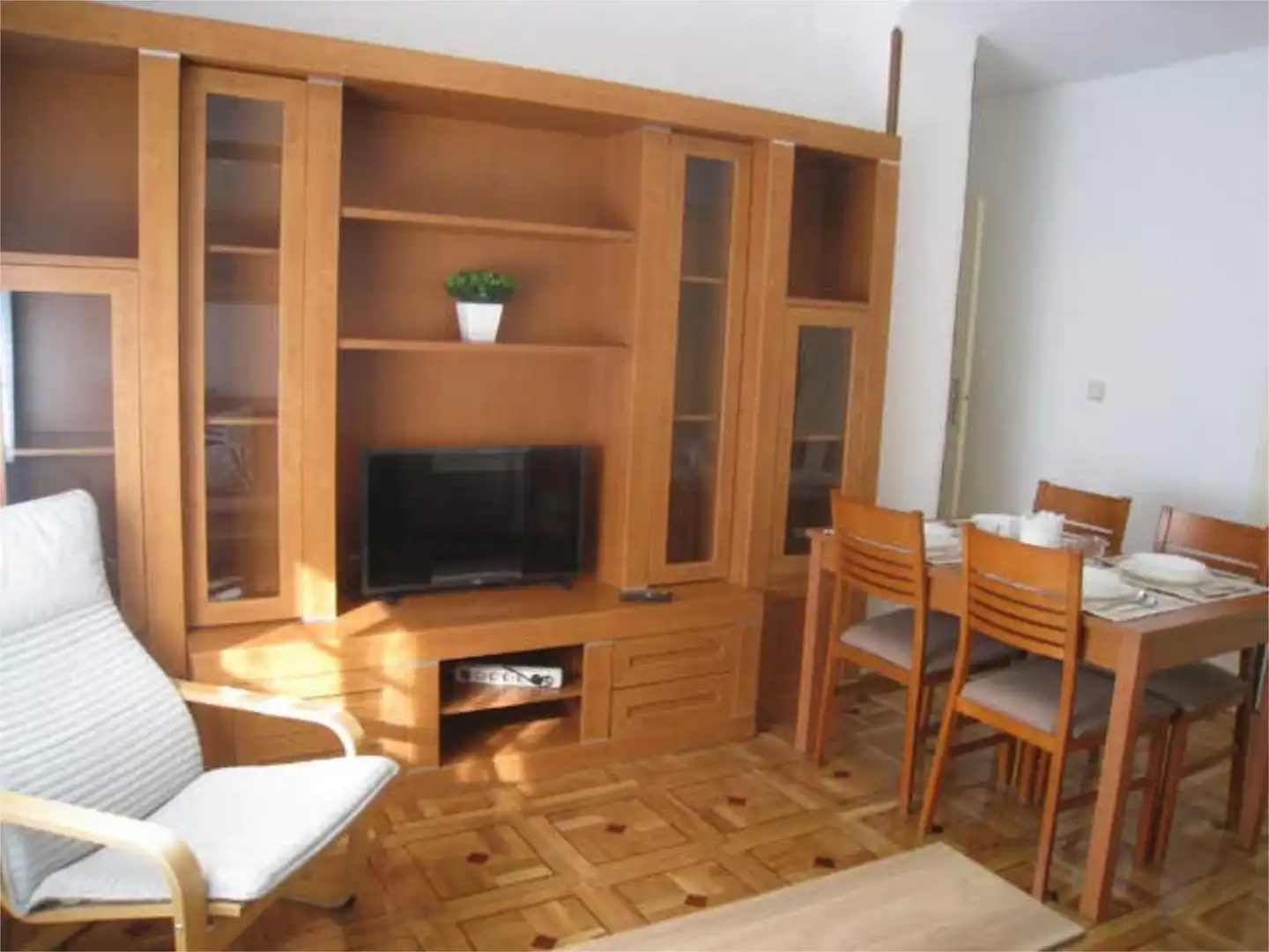 Sala de estar de Piso de alquiler en  Madrid Capital con Calefacción y Amueblado