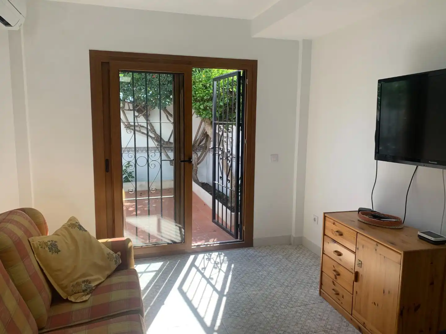 Duplexes for sale in  Almería Capital  with Air Conditioner and Balcony