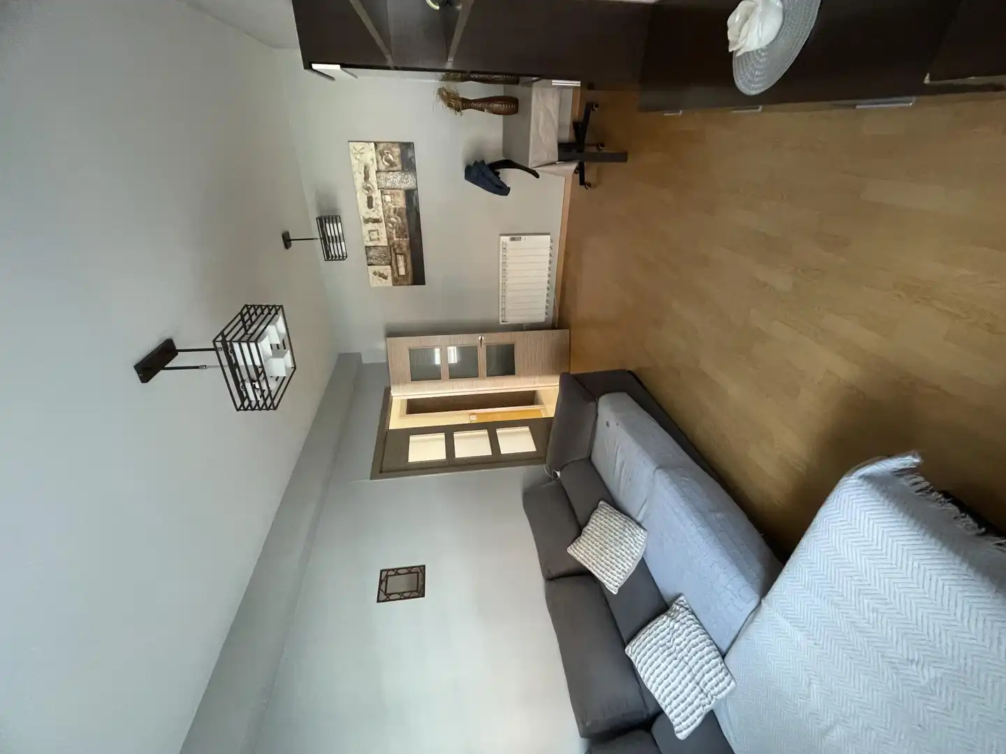 Sala d'estar de Casa adosada de lloguer en Palomares del Río amb Aire condicionat i Moblat