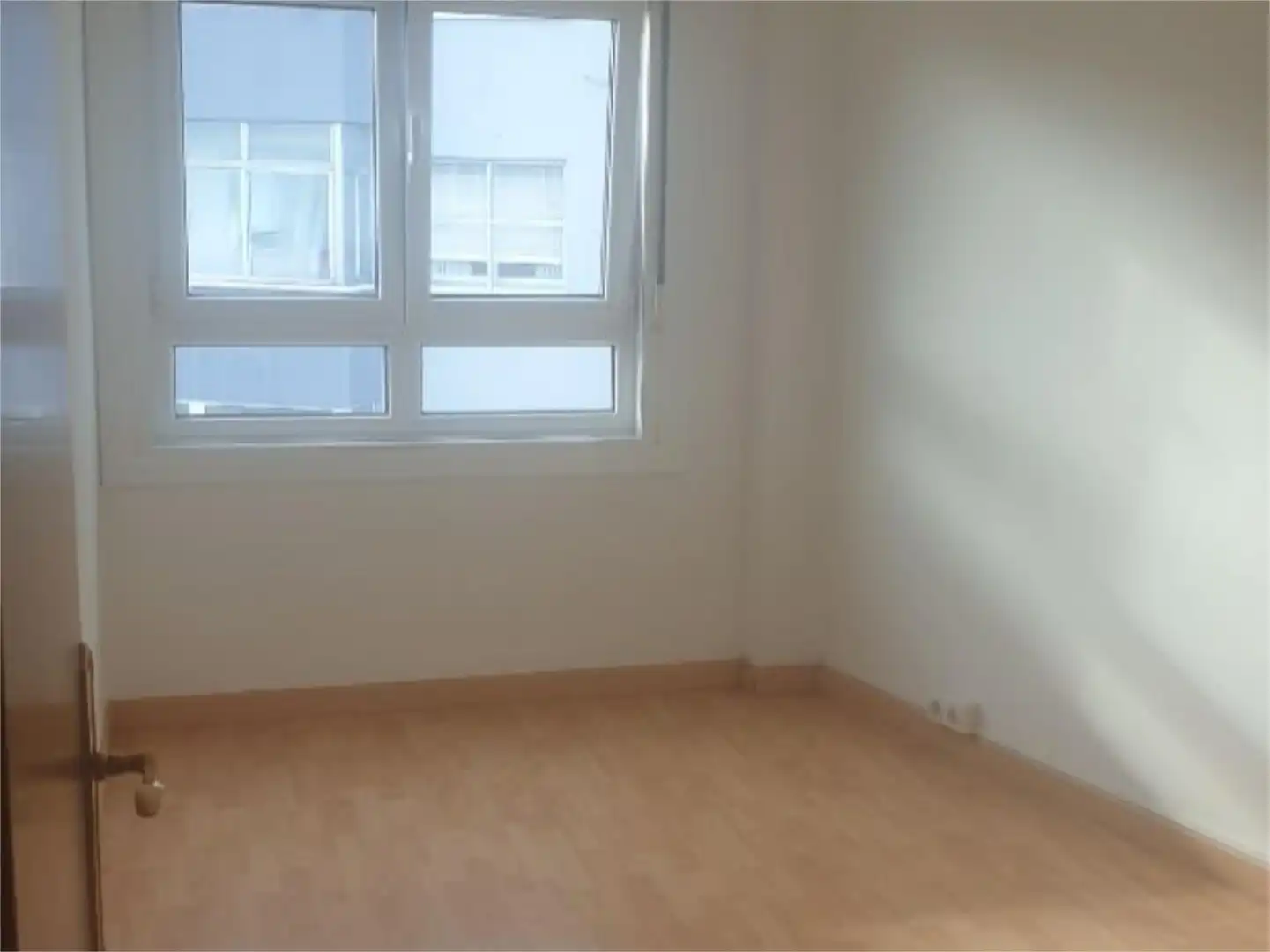Piso en venta en Rúa Miramar Castrillón, 12, Los Castros - Castrillón Habitación de Piso en venta en A Coruña Capital