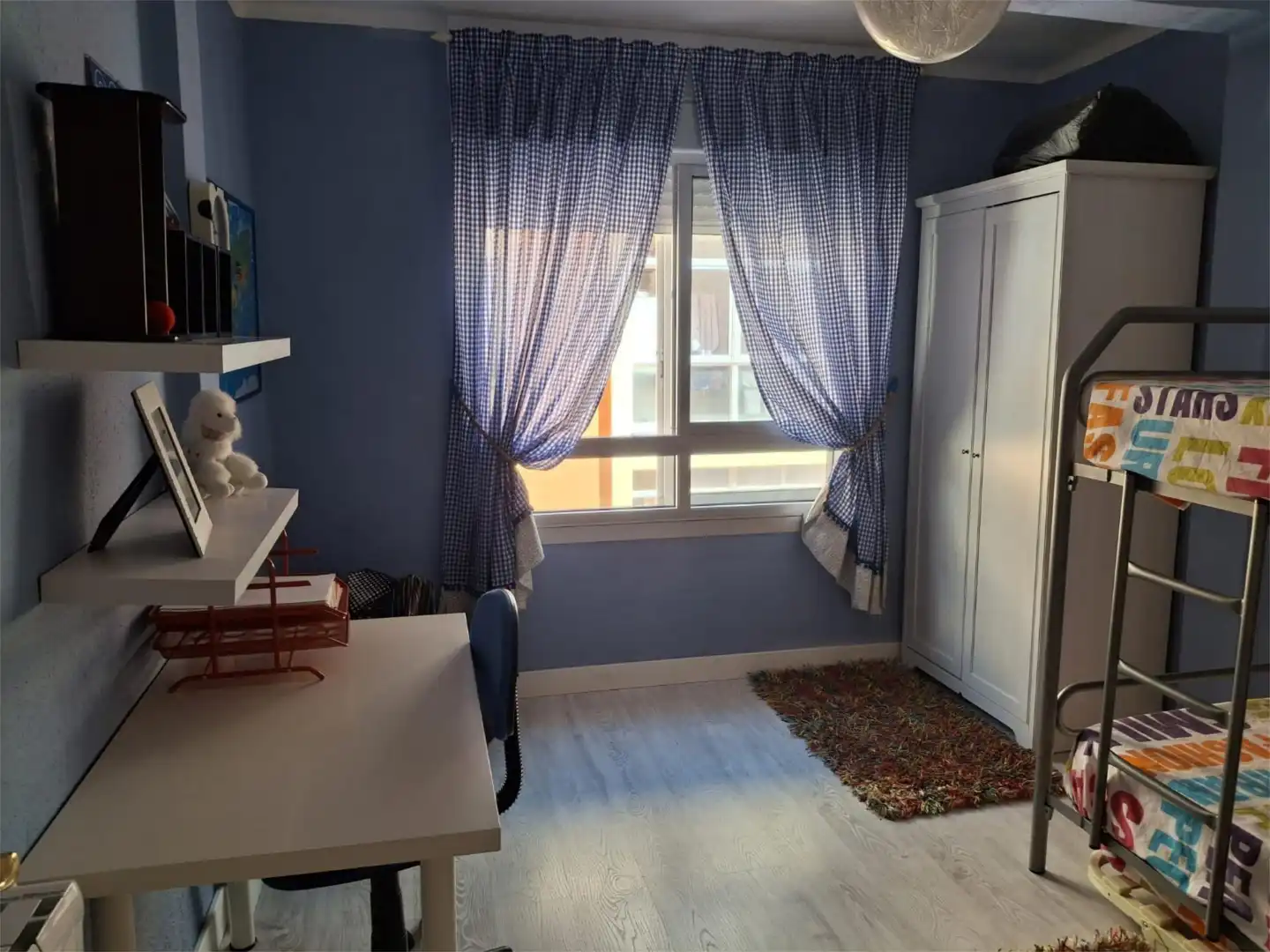 Wohnung zum Verkauf in Calle Santander, 2, Villarcayo de Merindad de Castilla la Vieja Schlafzimmer von Wohnung zum Verkauf in Villarcayo de Merindad de Castilla la Vieja mit Balkon