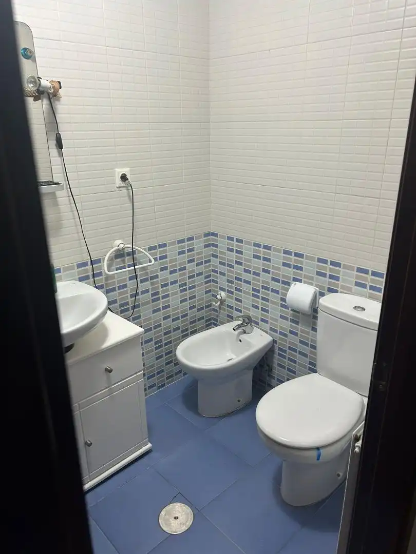 Baño de Piso de alquiler en Gozón con Calefacción, Amueblado y Horno