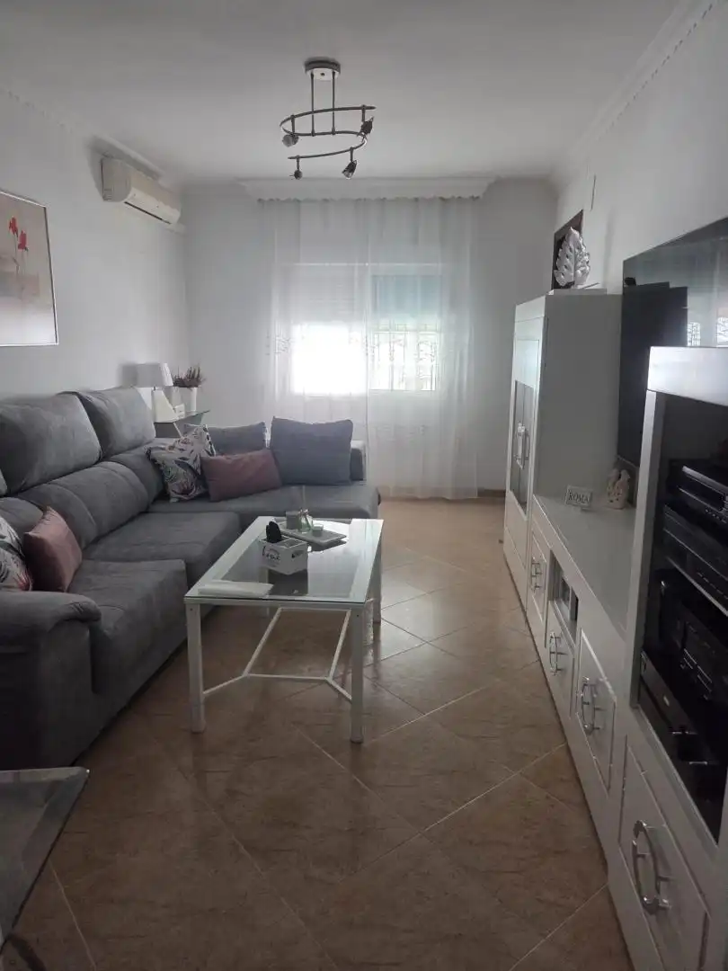 Wohnzimmer von Wohnung zum Verkauf in  Huelva Capital mit Klimaanlage, Heizung und Möbliert