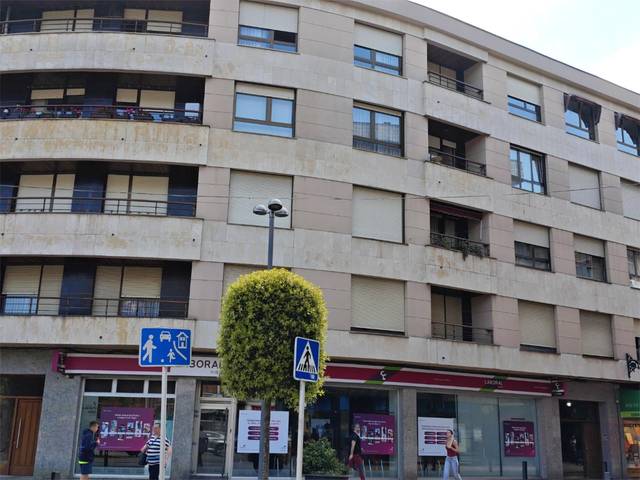 Piso en Venta en Ocho de Enero Kalea, 10 en Gernika-Lumo