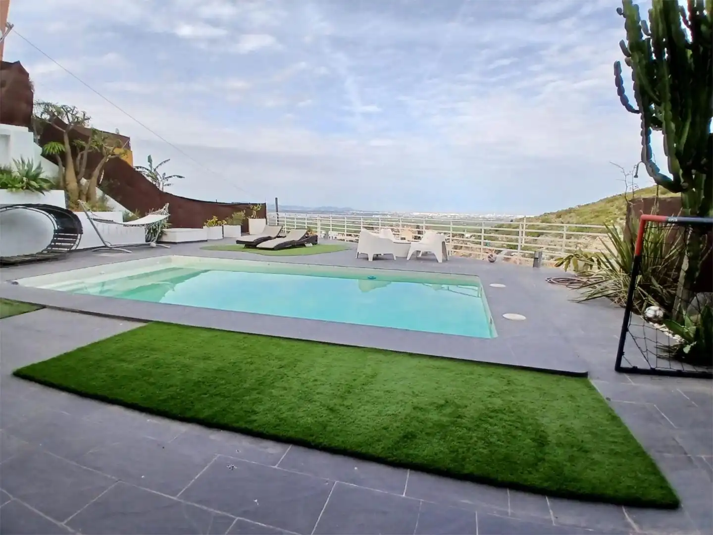 Piscina de Piso en venta en Chiva con Calefacción, Jardín privado y Terraza