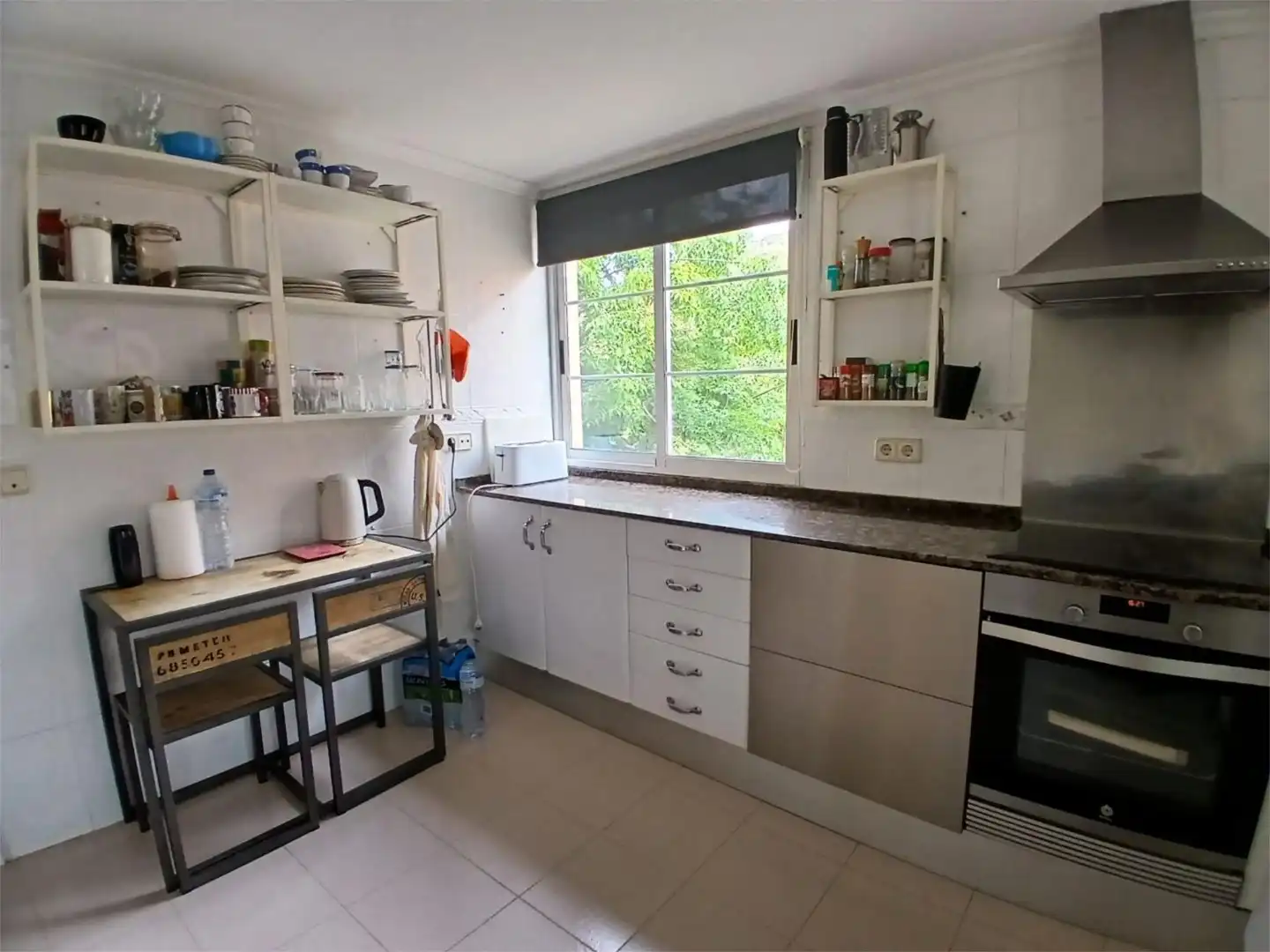 Cocina de Piso en venta en Chiva con Calefacción, Jardín privado y Terraza