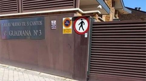 Foto 2 de Casa o xalet en venda a Calle del Guadiana, 3, Primera Fase - Nuevo Tres Cantos, Tres Cantos