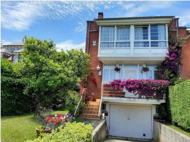 Casa adosada en Venta en Muriedas
