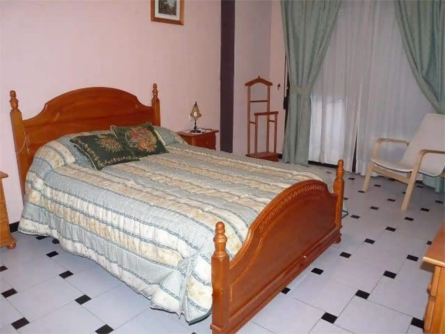 Piso en venta en Úbeda Habitación de Piso en venta en Úbeda